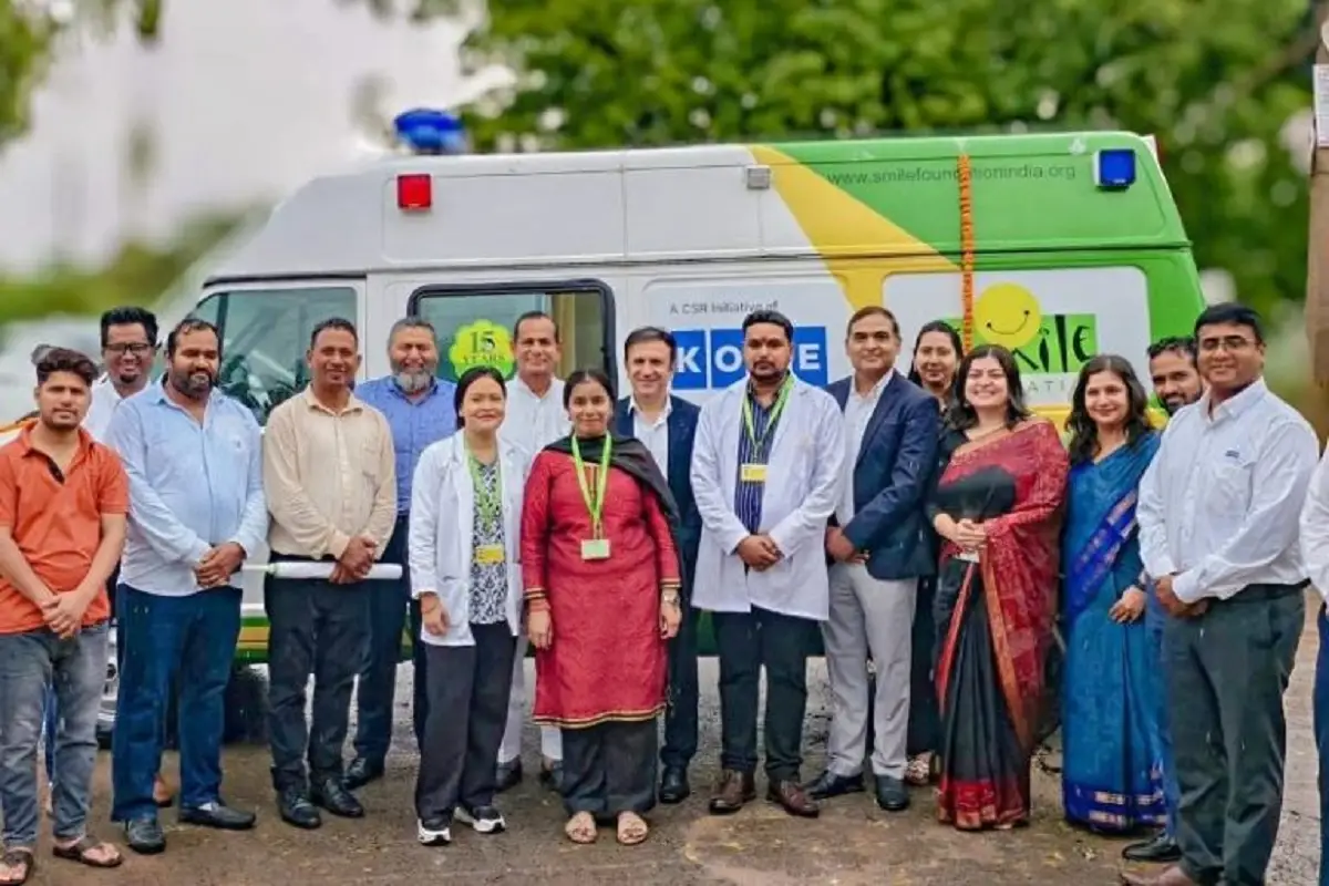 کلینیک سیار Smile on Wheels